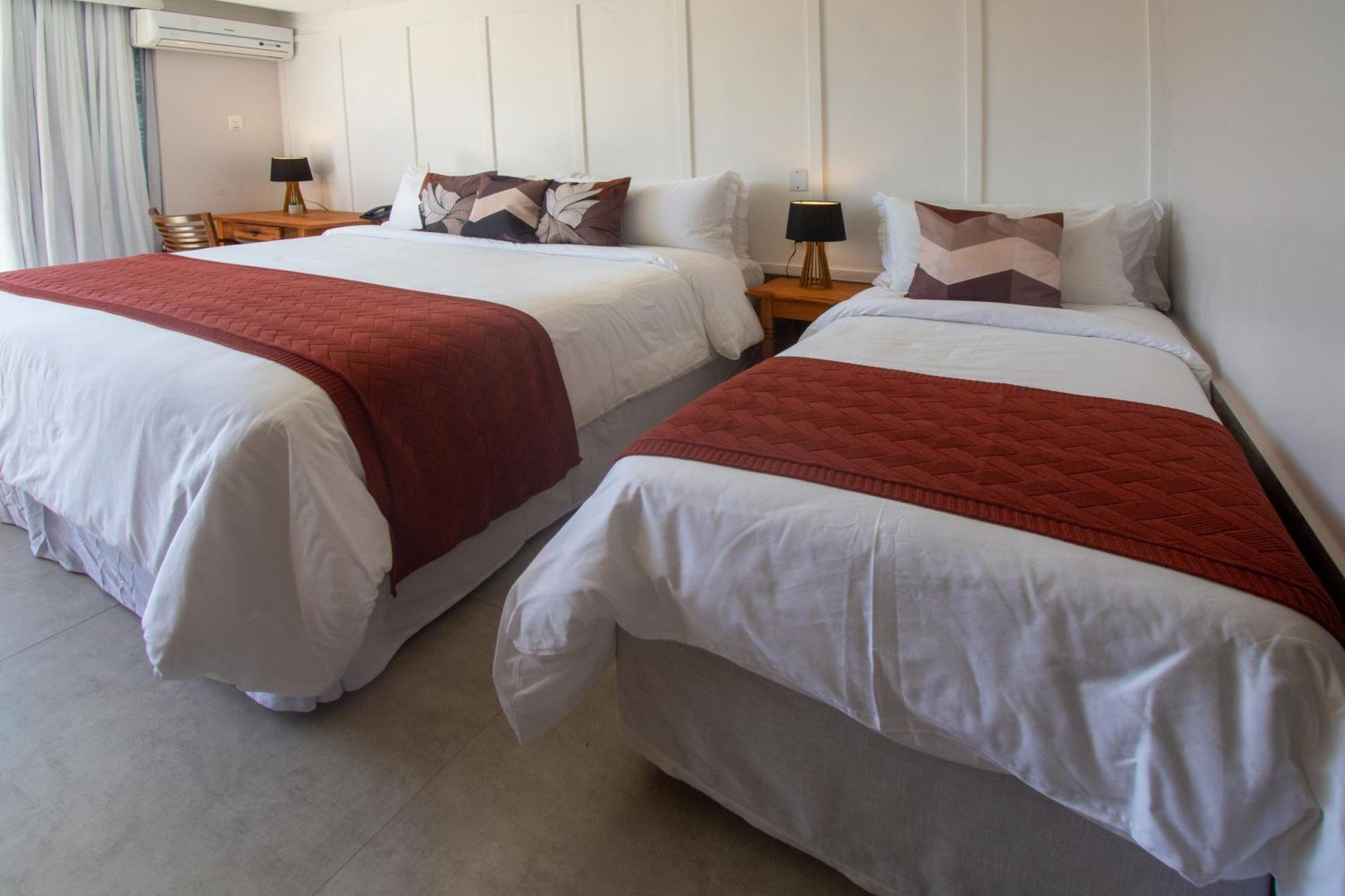 Experience Joao Fernandes Hotel 3*